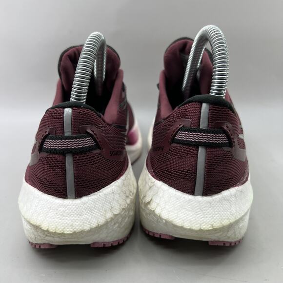Saucony Triumph 20‎ Running Shoes Women Size 6.5 Plum Red White Comfort Sneakers - Picture 4 of 9